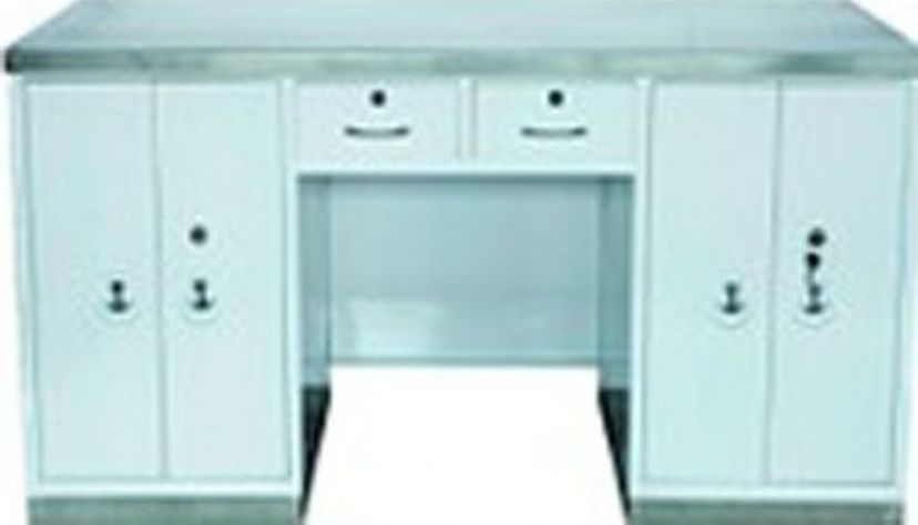 點(diǎn)擊查看詳細(xì)信息<br>標(biāo)題：[C3]不銹鋼座面工作臺(tái) 閱讀次數(shù)：1379